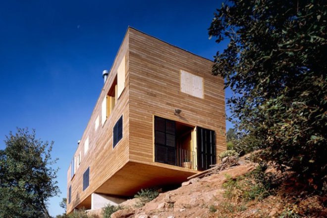H Arquitectes, House 205, Designed for Disassembly, Spain, Spanish design, wooden house, recyclable wood, reusable wood, TYVEK, energy efficiency, Green Materials, Recycled Materials