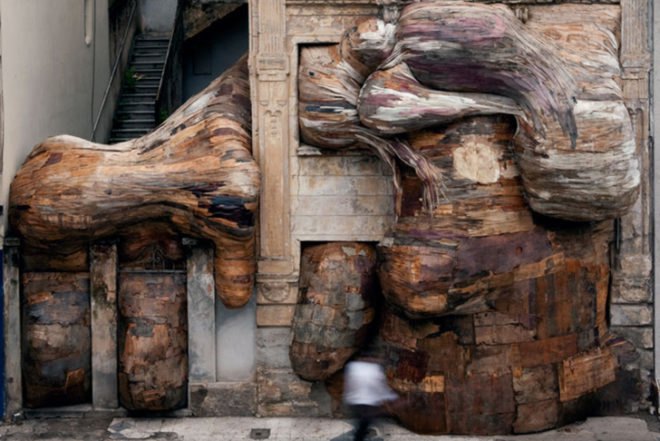 Henrique Oliveira, Architecture, Art, Recycled Materials, Casa dos Leões, recycled wood, plywood, tumors, peeled wood