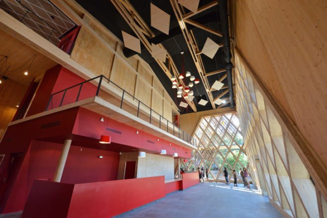 Jean-Claude Carrière Theater, A + architecture, A + architecture Montpellier, prefab architecture France, energy-efficient buildings, LED lighting, minimize carbon footprint, recyclable materials, recyclable building materials