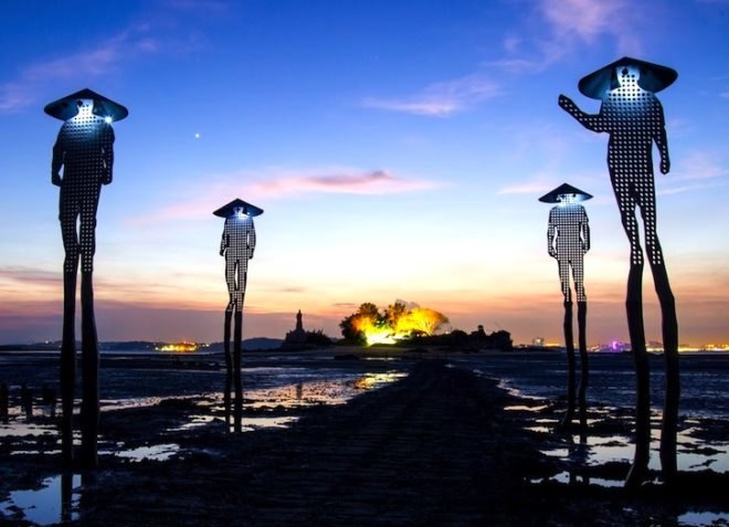 green design, eco design, sustainable design, Marco Casagrande, Kinmen Oystermen, solar powered art installation, Great Kinmen, Xiamen, oysters, environmental art, eco-art, Casagrande fishermen sculptures