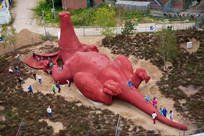 Giant Aardvark, Florentijin Hofman, Giant Aardvark art, contemporary art, Dutch artist, Dutch art, Burgers' Zoo Arnhem, interactive object, giant animal art, concrete sculpture ZOO, giant concrete sculpture