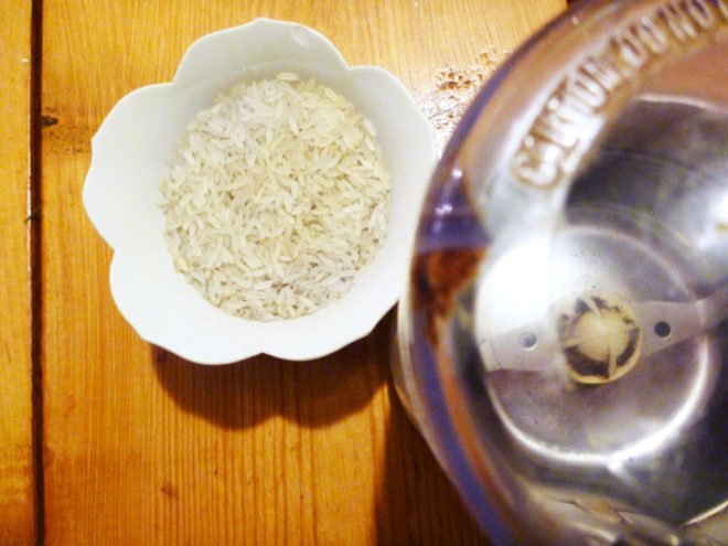 White rice, rice, brown rice, coffee grinder, rice flour