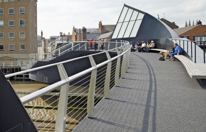 River Hull Footbridge, McDowell + Benedetti, Grontmij, River Hull Yorkshire, footbridge, pedestrian bridge, footbridge design, bridge design, prefab design, rotating bridge, high-tech bridge