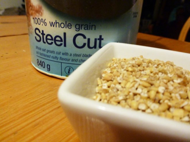 Oats, oat flour, oatmeal, oat meal, gluten-free