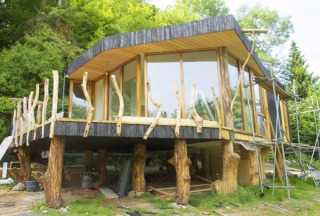 Upfrnt Architects, South Limburg house, house on stilts, wooden house, Netherlands architecture, wastewater purification, holiday house, weekend retreat, Shou-Sugi-Ban, daylit homes, glass facades, underground ventilation, solar panels, energy efficient building, solar energy
