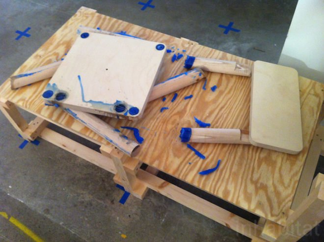 self-destructing chair, eco design, green design, upcycling, sustainable design