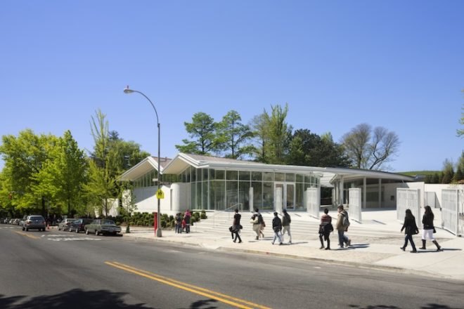 brooklyn botanic garden, visitor center, weiss/manfredi, geoexchange, energy efficient, LEED, LEED Gold, living roof, green roof, landscape architecture, sustainability, stormwater management