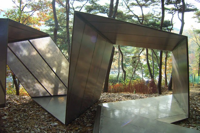 Kengo Kuma, paper snake, Honeycomb cardboard, Korea, public art project, woodland art, Art, Architecture, Recycled Materials, Recycling / Compost, Daylighting, Landscape Architecture, Green Materials,