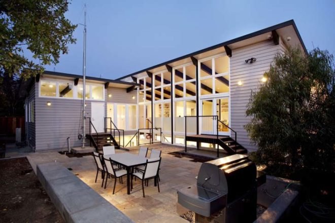 Klopf Architecture, Net-Zero Energy House Cupertino, energy efficient homes California, Eichler homes California, solar panels, high-performance building materials, California houses, daylit homes Cupertino, San Francisco houses, sustainable buildings, GreenPoint Rated buildings, sloping roofs, net-zero houses California