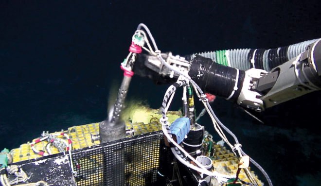 deep sea exploration, Ryuhei Nakamura, RIKEN Center for Sustainable Resource Science, oceans, ocean floor, submarines, energy, batteries, hydrothermal energy, hydrothermal vents,