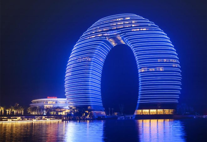 MAD Architects, Sheraton Huzhou Hot Spring Resort, Sheraton Resort China, Chinese architecture, resorts, hotel design, LED lights, LED facade, ring-shaped architecture, sustainable architecture, luxurious resorts China, China