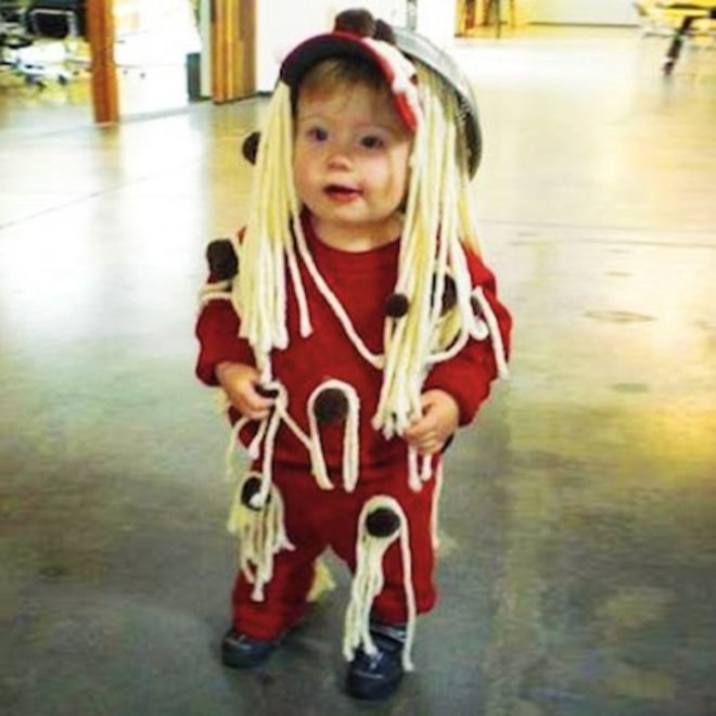 halloween costumes, green halloween costumes, green halloween, diy costumes, children's halloween costumes, green costume contest, halloween costume contest, inhabitots green halloween costume contest, upcycled costumes