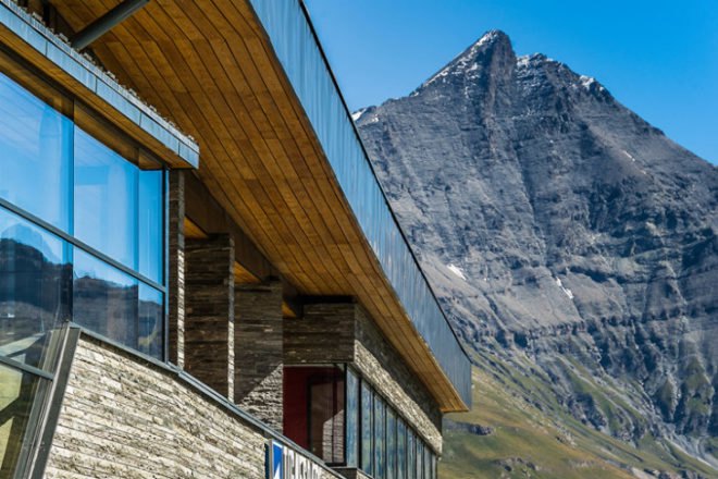 Tignespace, Atelier Plexus Architectes, SG Architecte, green roof, sports center, athletic center, tignes, france,