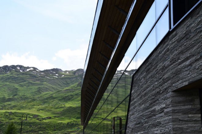Tignespace, Atelier Plexus Architectes, SG Architecte, green roof, sports center, athletic center, tignes, france,