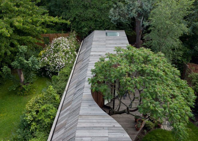 6a Architects, 6a Architects Tree House, tree houses, Rowan Moore house, timber clad facades, reclaimed timber house, residential architecture, green extension arhitecture, Georgian architecture