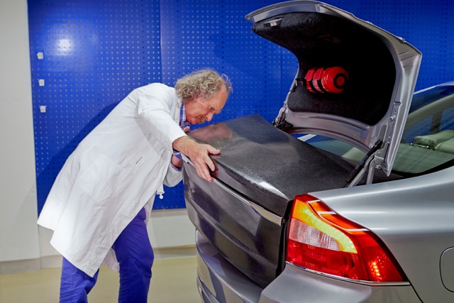volvo, electric cars, hybrid cars, battery technology, green car, carbon fiber, carbon fiber automobile, volvo battery technology, volvo green car, electric motor