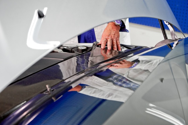 volvo, electric cars, hybrid cars, battery technology, green car, carbon fiber, carbon fiber automobile, volvo battery technology, volvo green car, electric motor