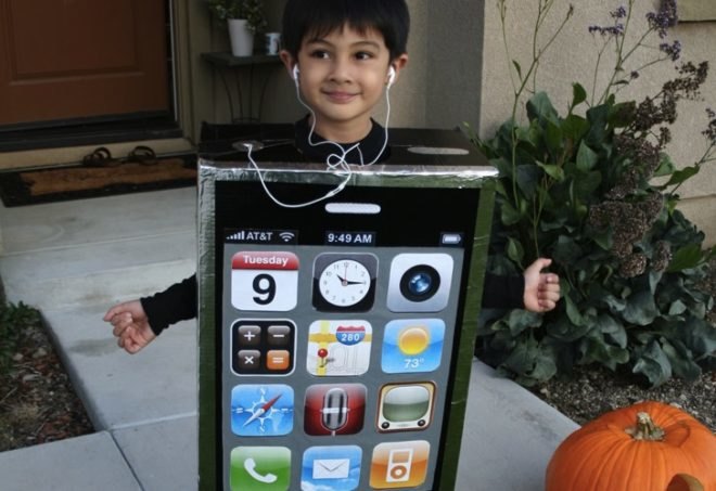 halloween costumes, green halloween costumes, green halloween, diy costumes, children's halloween costumes, green costume contest, halloween costume contest, inhabitots green halloween costume contest, upcycled costumes