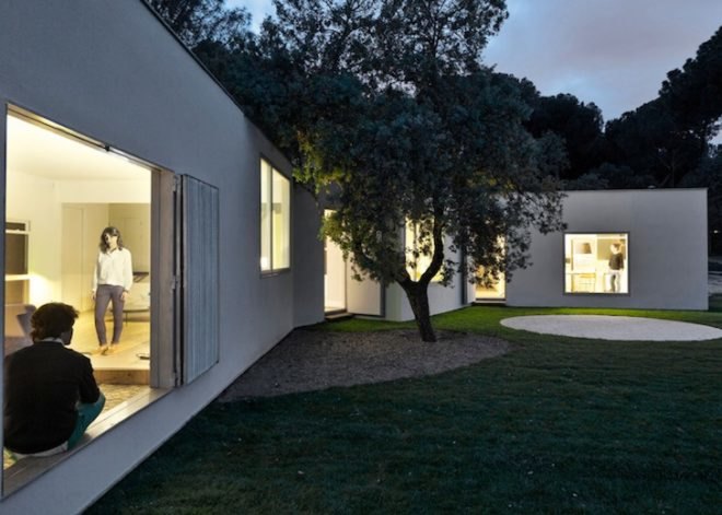 FRPO, FRPO Architects, MO House, Rodriguez & Oriol Architecture, Spanish landscape, cross-laminated wood, timber panels, white-painted timber, timber house, single-family home, site-specific architecture,