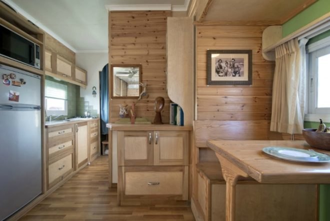 joseph tayyar, ilan nachum, truck home, mobile home, green design, solar energy, photovoltaic panels, green architecture, renovation, water reuse, transportable home, green energy