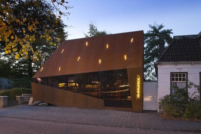 adaptive reuse, developer office, mohn + Bouman Architects, orangerock, orangerock projectontwikkeling, temporary use, corten steel, rotterdam