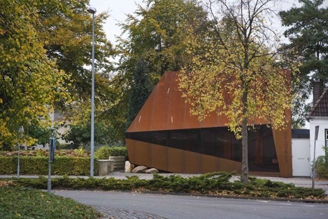 adaptive reuse, developer office, mohn + Bouman Architects, orangerock, orangerock projectontwikkeling, temporary use, corten steel, rotterdam