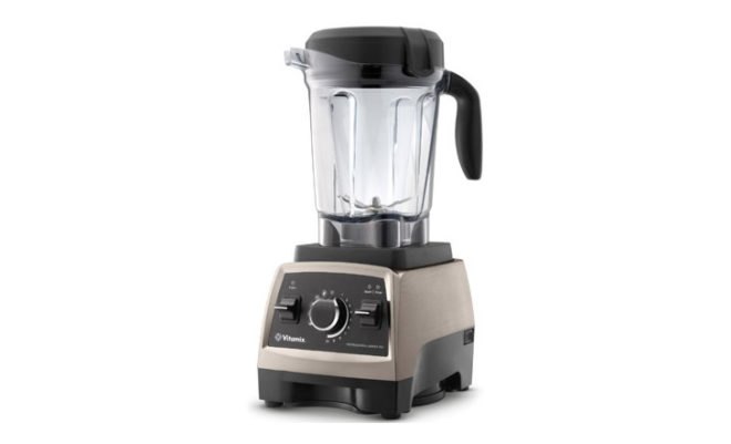 Vitamix Professional Series 750 Blender, Vitamix Professional Series , Vitamix Blender, serious chef's kitchen, top chef kitchen, kitchen essentials, what you need for your kitchen, what you should buy for your kitchen, green kitchen, kitchen design, eco friendly kitchen, kitchen appliances, professional kitchen,
