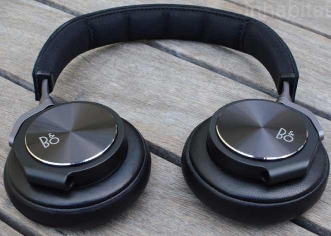 BeoPlay H6, headphones, Bang & Olufsen, BeoPlay, BeoPlay H6 headphones, audio, electronics, stereo, b&o, music, over-ear headphones, headphone sharing, headphone splitter, dj headphones, comfortable headphones, aluminum headphones, audiophile, audiophile headphones, stylish headphones, inline remote headphones, detachable cord headphones, high quality headphones, travel headphones, designer headphones