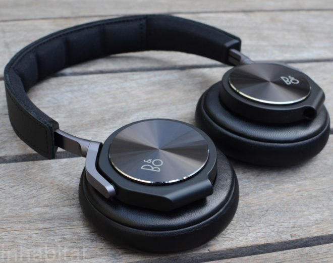 BeoPlay H6, headphones, Bang & Olufsen, BeoPlay, BeoPlay H6 headphones, audio, electronics, stereo, b&o, music, over-ear headphones, headphone sharing, headphone splitter, dj headphones, comfortable headphones, aluminum headphones, audiophile, audiophile headphones, stylish headphones, inline remote headphones, detachable cord headphones, high quality headphones, travel headphones, designer headphones