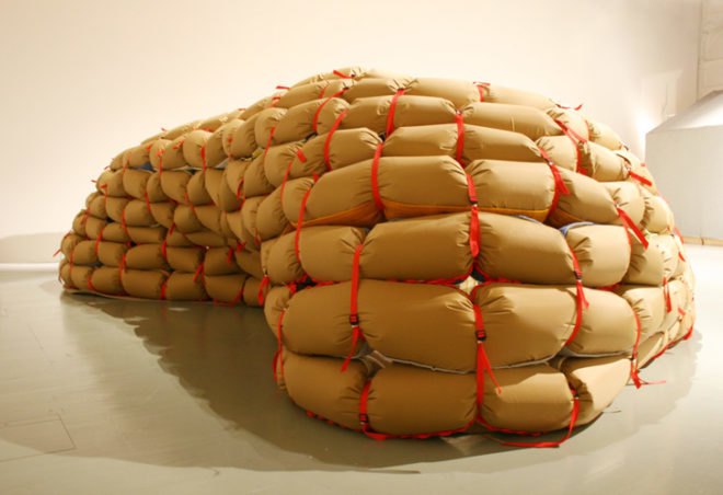 Lambert Kamps, Cozy Shelter, inflatable shelter, inflatable tent, Lambert Kamp art, art installation, woollen hideout, Designworld exhibition, Design Museum Helsinki, blanket shelter, in-house tents