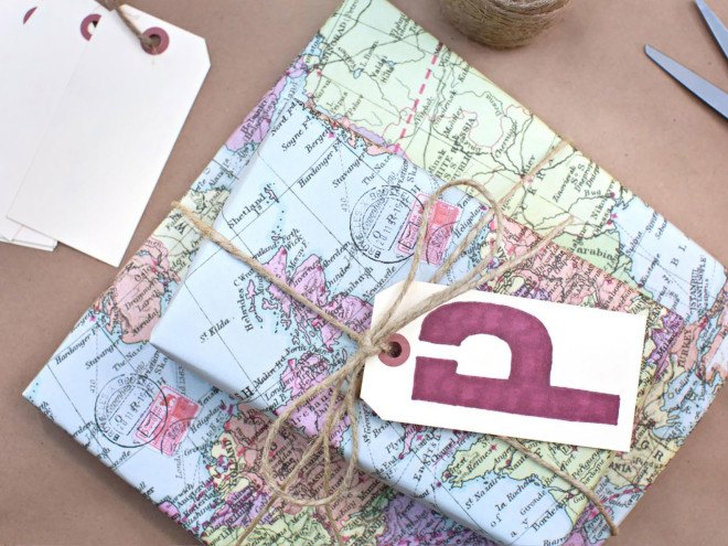 eco-friendly gift wrap, holiday gift wrap, holiday gifts, upcycled, reuseable