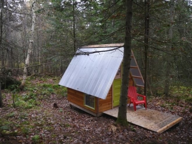 Derek Deek Diedricksen, The Rock Bottom Cabin, tiny homes, repurposed building materials, off the grid homes, sustainable building, vermont tiny cabin,