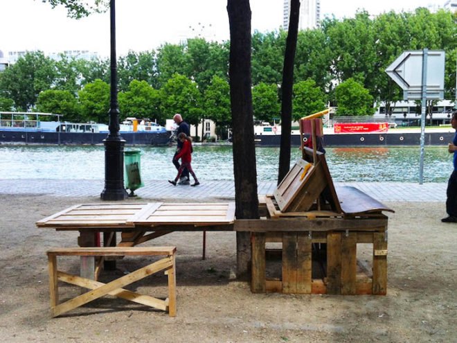 Duccio Maria Gambi, Chapitre Zero, recycled street furniture, Paris, recycled wood, guerrilla furniture, rough and ready, DIY, green furniture, Urban design, social design, Recycled Materials, Green Materials,