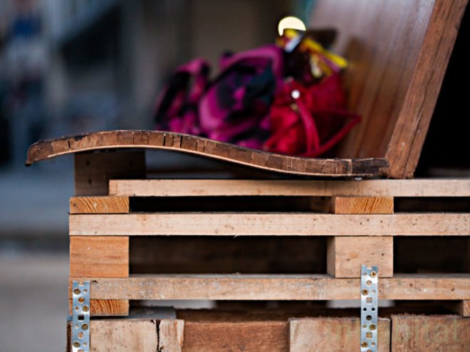 Duccio Maria Gambi, Chapitre Zero, recycled street furniture, Paris, recycled wood, guerrilla furniture, rough and ready, DIY, green furniture, Urban design, social design, Recycled Materials, Green Materials,