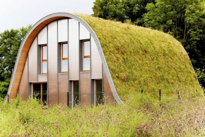 Patrick Nadeau, Wave House France, La Maison Vague France, green-roofed buildings, wave houses, shell-like architecture, Ecovégéta, Reims experimental housing, timber houses, small houses France, green-roofed wave house,