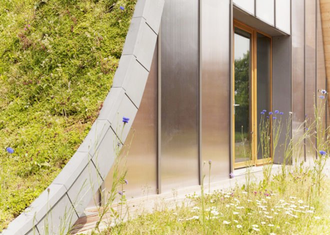 Patrick Nadeau, Wave House France, La Maison Vague France, green-roofed buildings, wave houses, shell-like architecture, Ecovégéta, Reims experimental housing, timber houses, small houses France