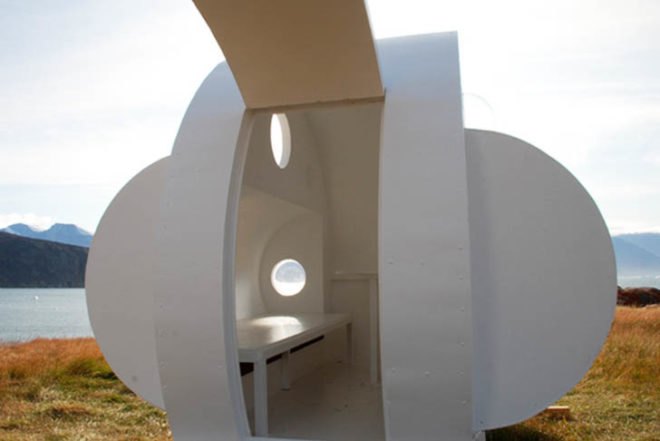 Rob Sweere, Mobile Tiny Shelters on Skis, Nomadic Shelter on Skis, The Sledge-Project, Ann Andreassen, René Kristensen, Uummannaq Children's Home, Greenland, white pods, wooden tiny shelter, Tiny Homes, Daylighting,