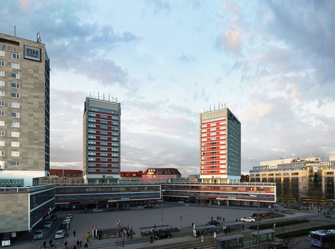 Víctor Enrich, NH Deutscher Kaiser hotel, NHDK, 88 different variations on one building, 3D manipulation of a 2D photograph, digital visualization, Munich architecture, 88 keys on a piano