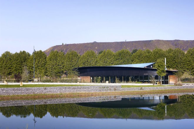 Aquaterra Environmental Centre, Tectoniques Architectes, parc des iles, france, environmental centre, eco center