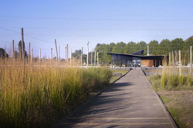 Aquaterra Environmental Centre, Tectoniques Architectes, parc des iles, france, environmental centre, eco center