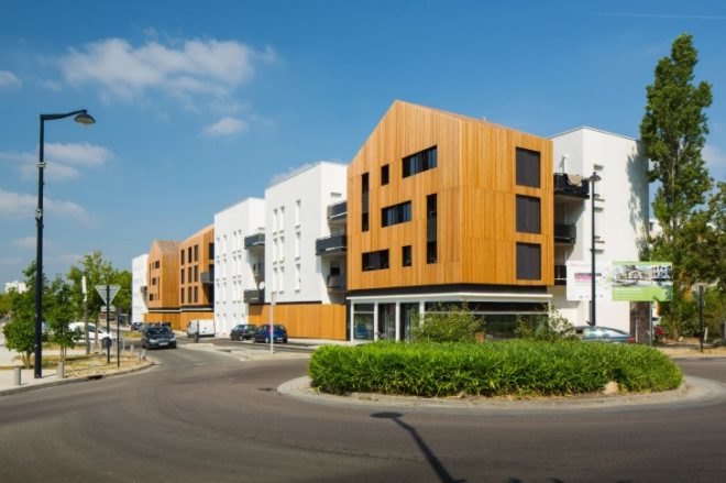 Aquitanis Community Housing, Marjan Hessamfar & Joe Vérons Architectes, architecture, Floirac, France, community housing, energy efficiency public housing, multi-layered architecture, public projects, french architecture
