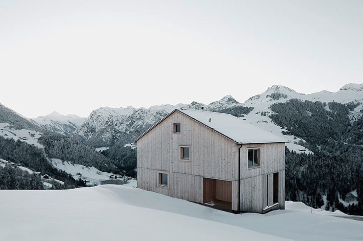 green design, eco design, sustainable design, Bernardo Bader Architects, Glatthorn, Zaferhorn, Haus Fontanella, wooden house, geothermic well, sustainable pine, sustainable wood