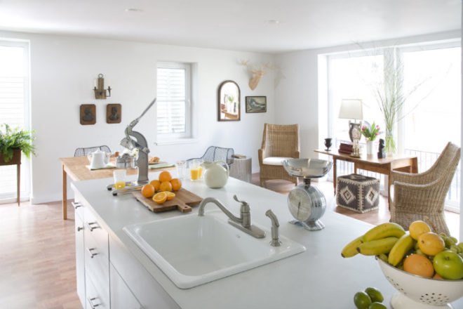 Lighting, lights, lamps, sunlight, sunshine, skylight, skylights, illumination, LED, LED lighting, LED lamps, reflection, paint, VOC, circadian, circadian rhythms, Vitamin D, cancer, health, well-being, wellbeing