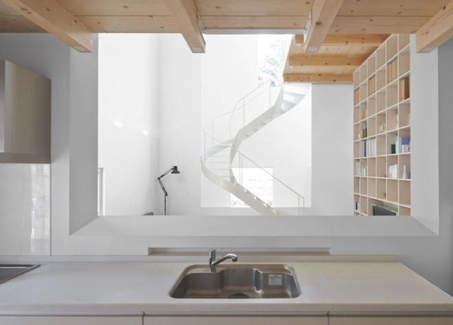 case house, Jun Igarashi Architects, loft house, open floor plan, japanese architecture, cuboid architecture, full height wall partitions, green wall, wooden loft, sapporo, mezzanine