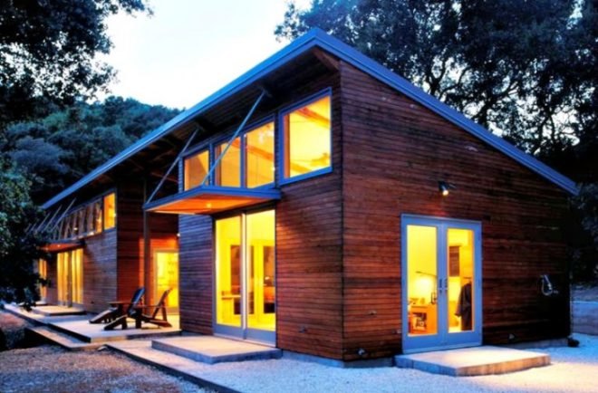 Klopf Architects, Manzanita House, Fairfield, California, architecture, sustainable materials, sustainable building, passive heating and cooling systems, FSC-certified redwood siding,