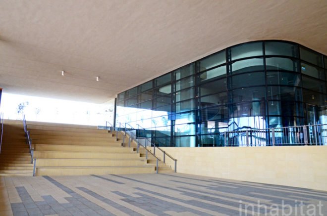 Siemens, Masdar City, LEED Platinum, Estidama, Sheppard Robson, green design, clean tech, energy efficiency, greenest office building in the Middle East, green buildings Middle East, Masdar, Abu Dhabi, green design, sustainable design, parametric analysis, external shading, fin shades, Middle East architecture, sustainability in the Middle East, Masdar buildings, new Masdar buildings, Masdar City partners