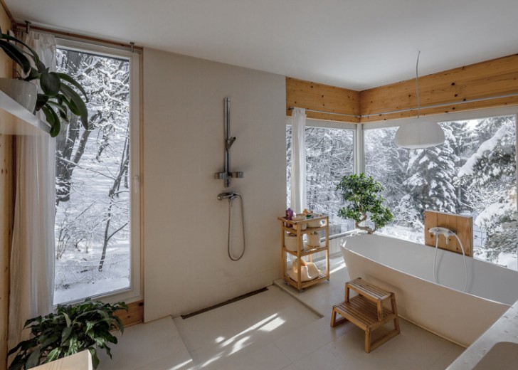 T2a Architects, photographer's house, architecture, Budapest architecture, Bence Turanyi, photographer Zsolt Batar, cabin built in two days, pilis forest, Budapest, Hungary, tiny homes, winter retreats, forest cabin, tiny cabins,