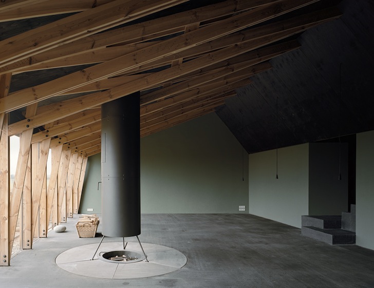 Thomas Kr&ouml;ger, metal-clad house, agricultural cooperative, werkhouse, iron skin, minimalist house, workshop and house, corrugated metal facade, wood chip boiler, german countryside,