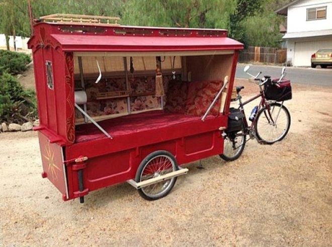 Barry Howard, architecture, tiny homes,micro wagon, bicycle micro gypsy wagon, sustainable materials, bicycle wagon, green transporation, traveling artist, little red artist's wagon