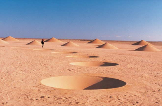 green design, eco design, sustainable design, Danae Stratou, Alexandra Stratou, Desert Breath, El Gouna, art installation Egypt, Land Art, Stella Constantinides